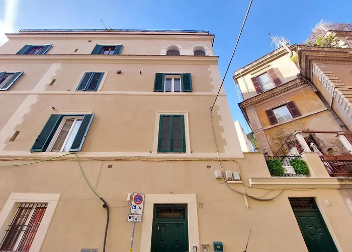 Trastevere Deluxe Affittacamere 4*